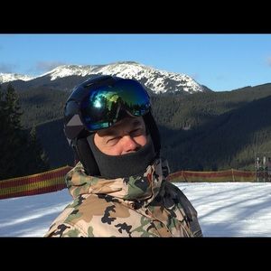 Meet your Posher, Mihaly